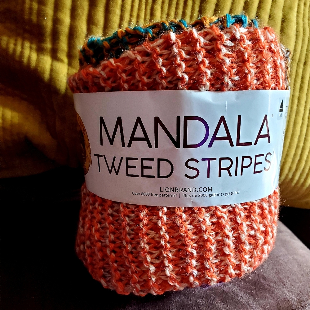Mandala Knit Scarf by Carla #knitbycarla - Picture 4 of 4